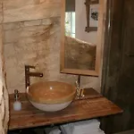 La Demeure Insoupconnee Bed & Breakfast Cassis